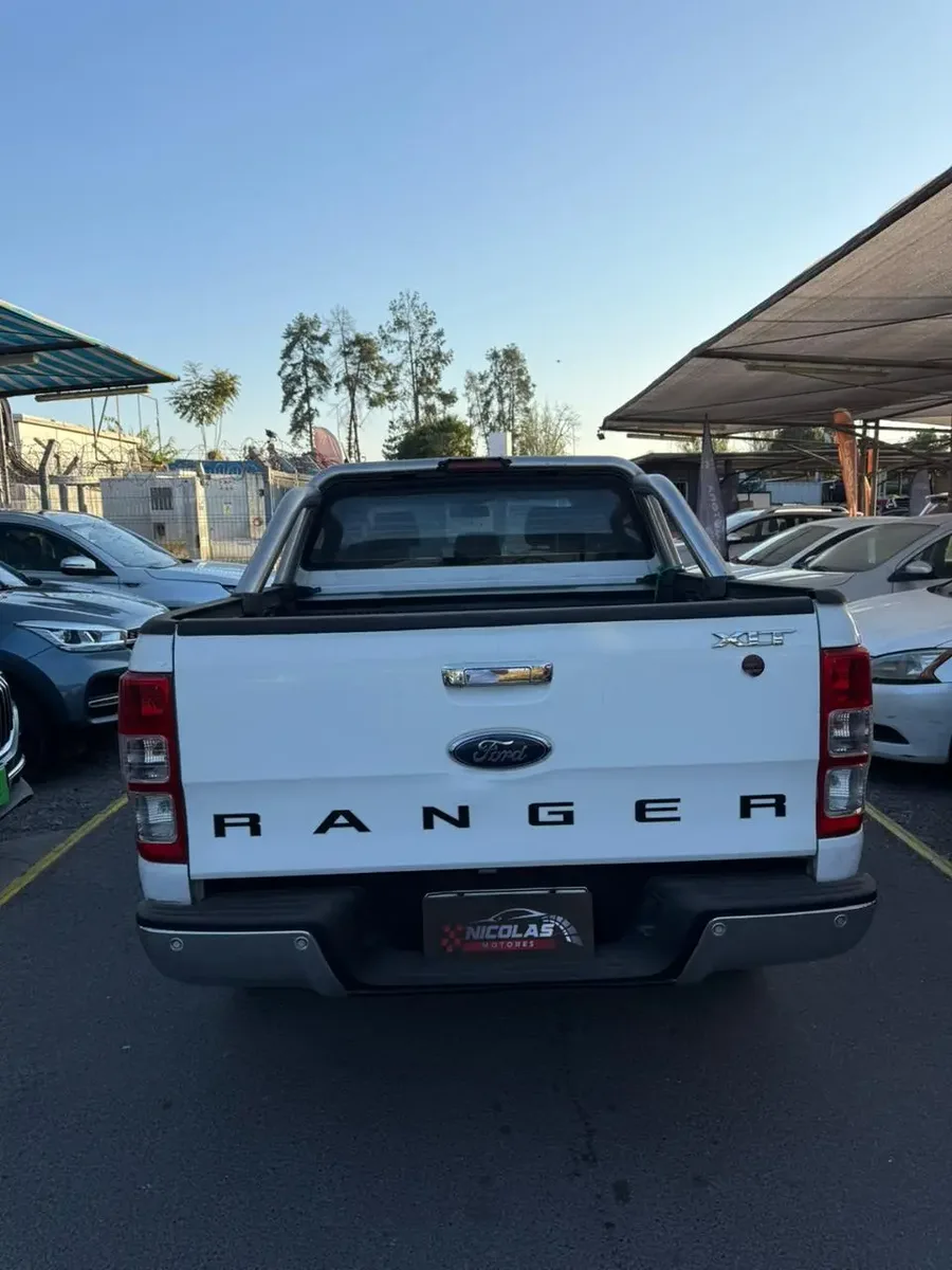 Ford Ranger XLT 2017 — fotografía 4