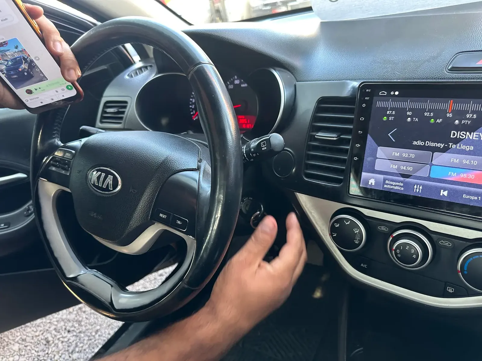 Kia Morning EX 2017 — fotografía 5