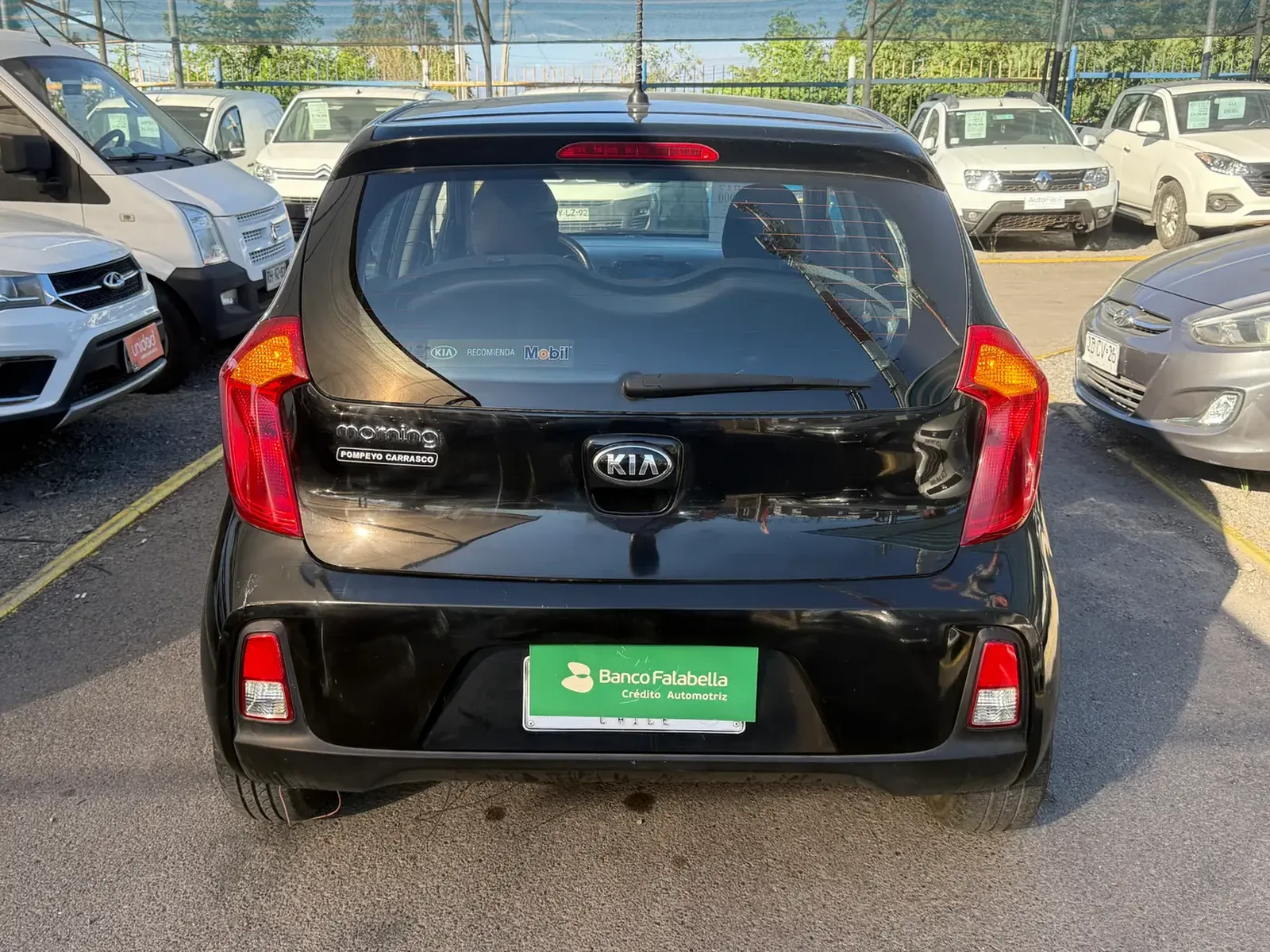 Kia Morning EX 2017 — fotografía 11