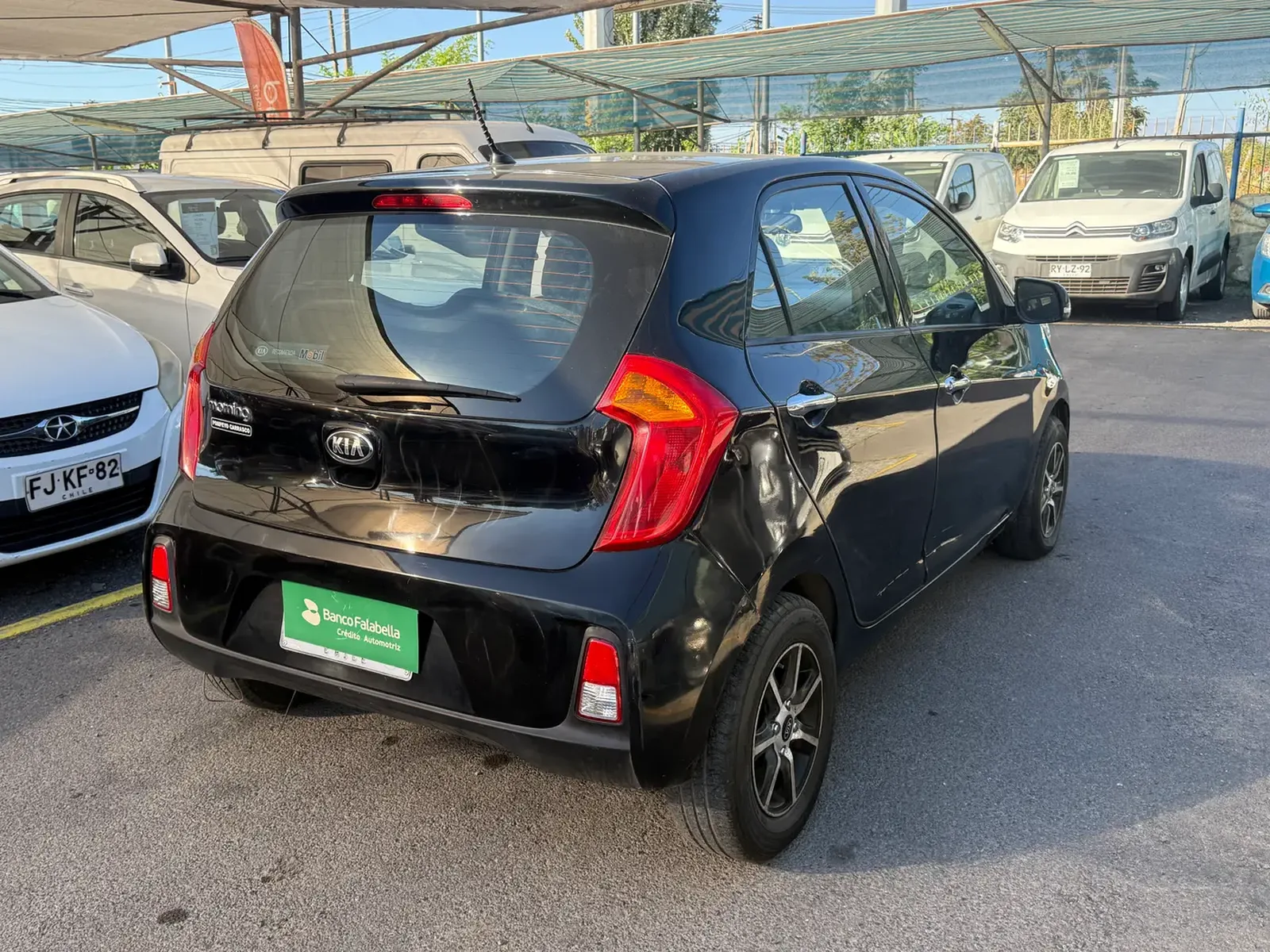 Kia Morning EX 2017 — fotografía 12