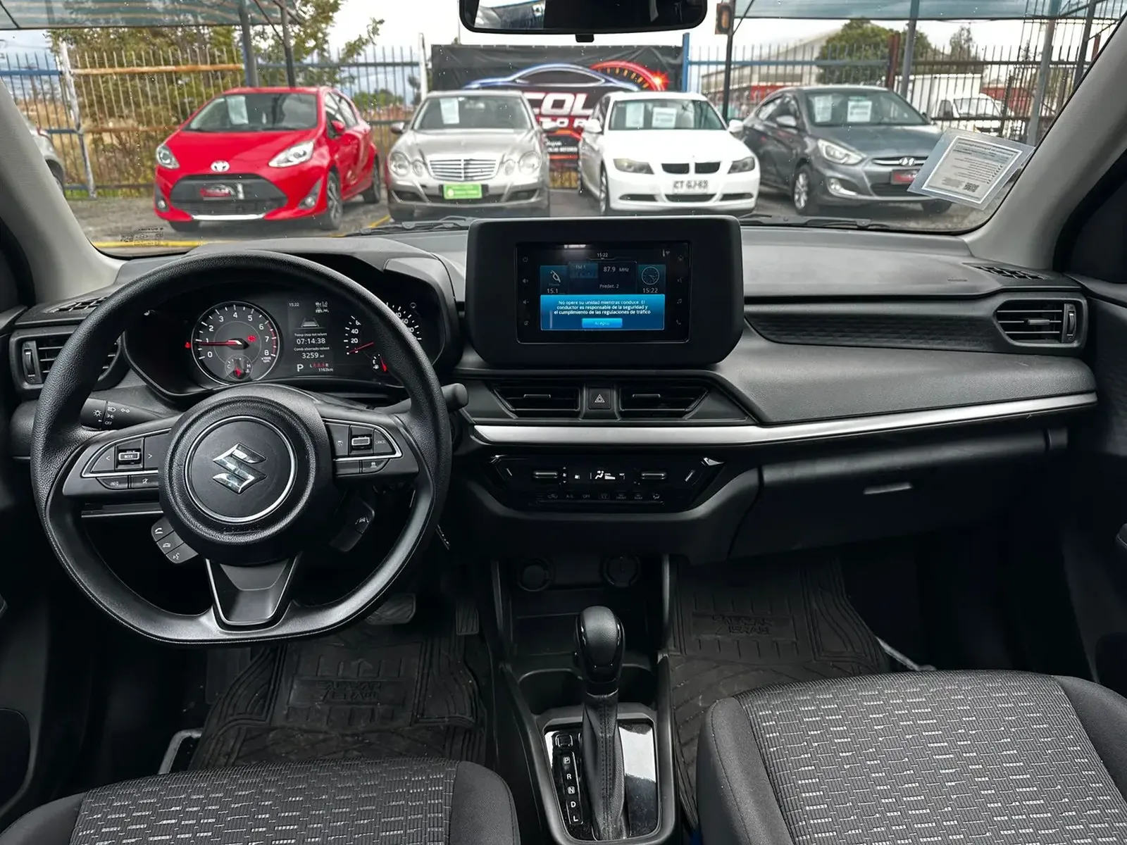 Suzuki Swift híbrido 2026 — fotografía 11