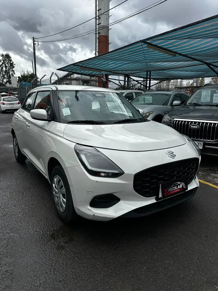 Suzuki Swift híbrido 2026 — fotografía 3