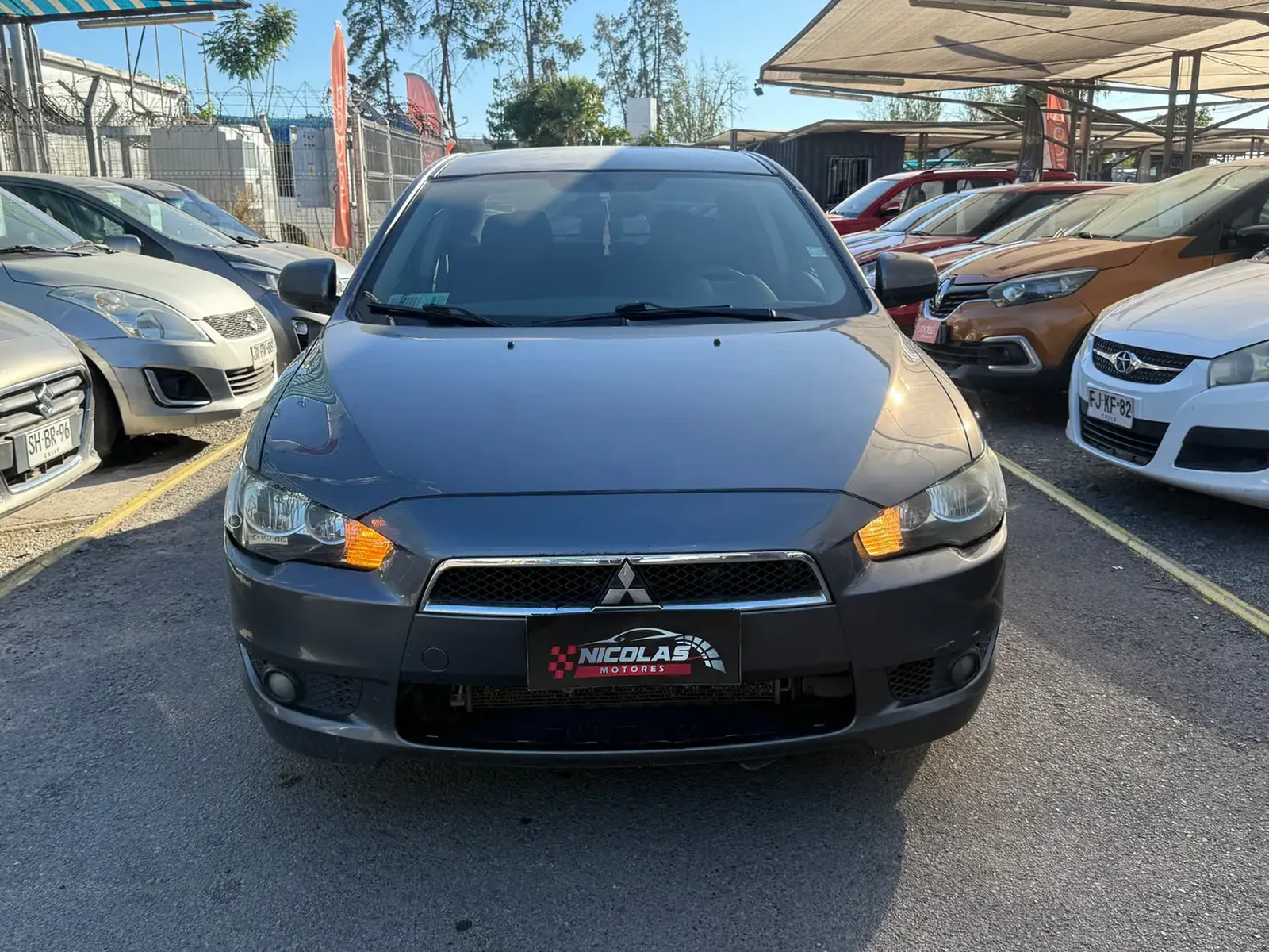 Mitsubishi Lancer 2012 — fotografía 3