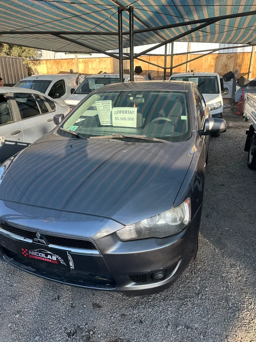Mitsubishi Lancer 2012 — fotografía 9