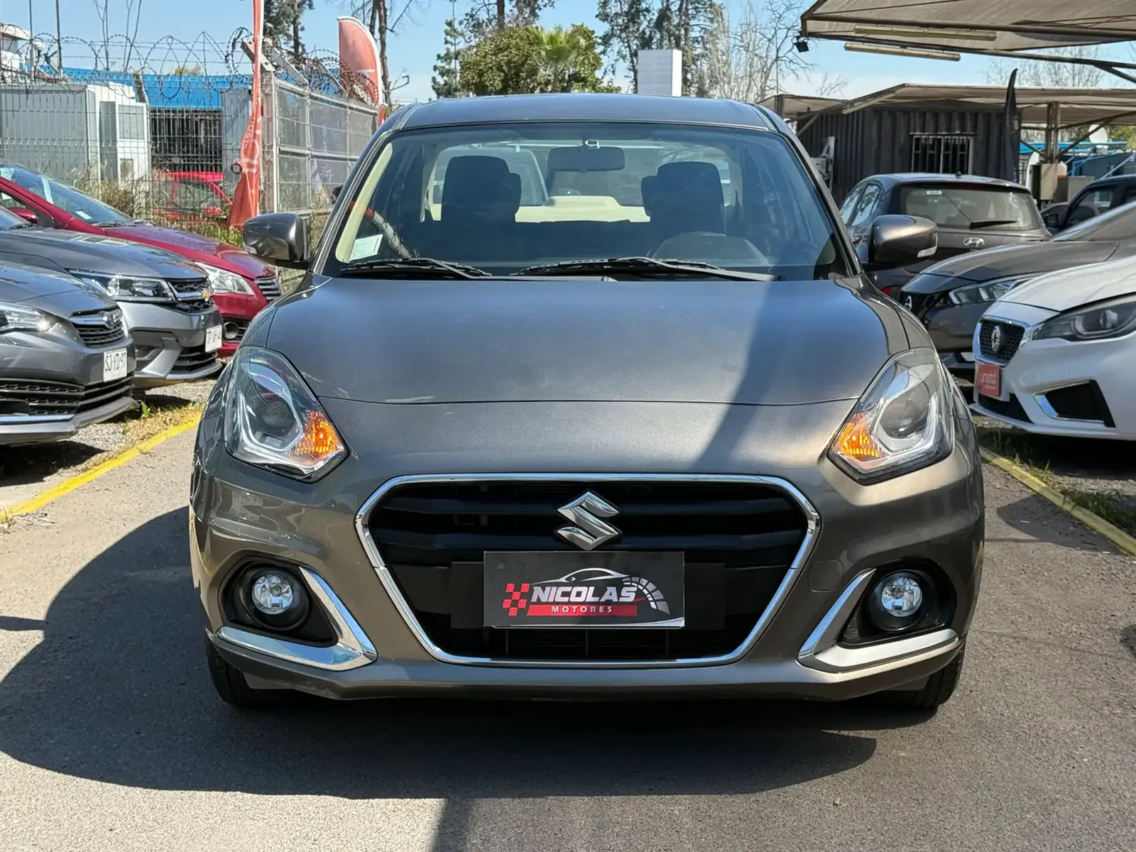 Suzuki Dzire 2023 — fotografía 2