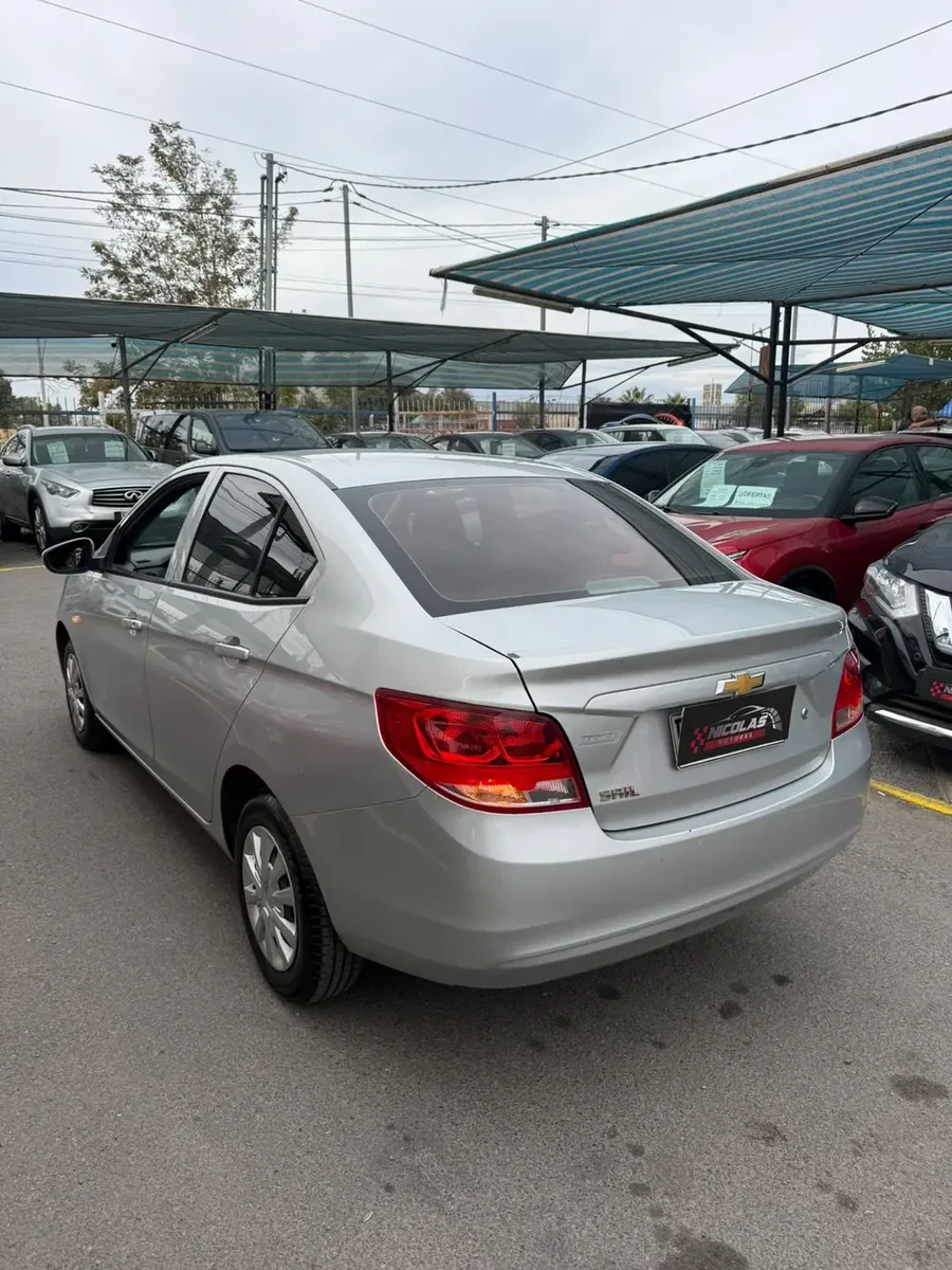 Chevrolet Sail 🏁🚘 2021 — fotografía 2