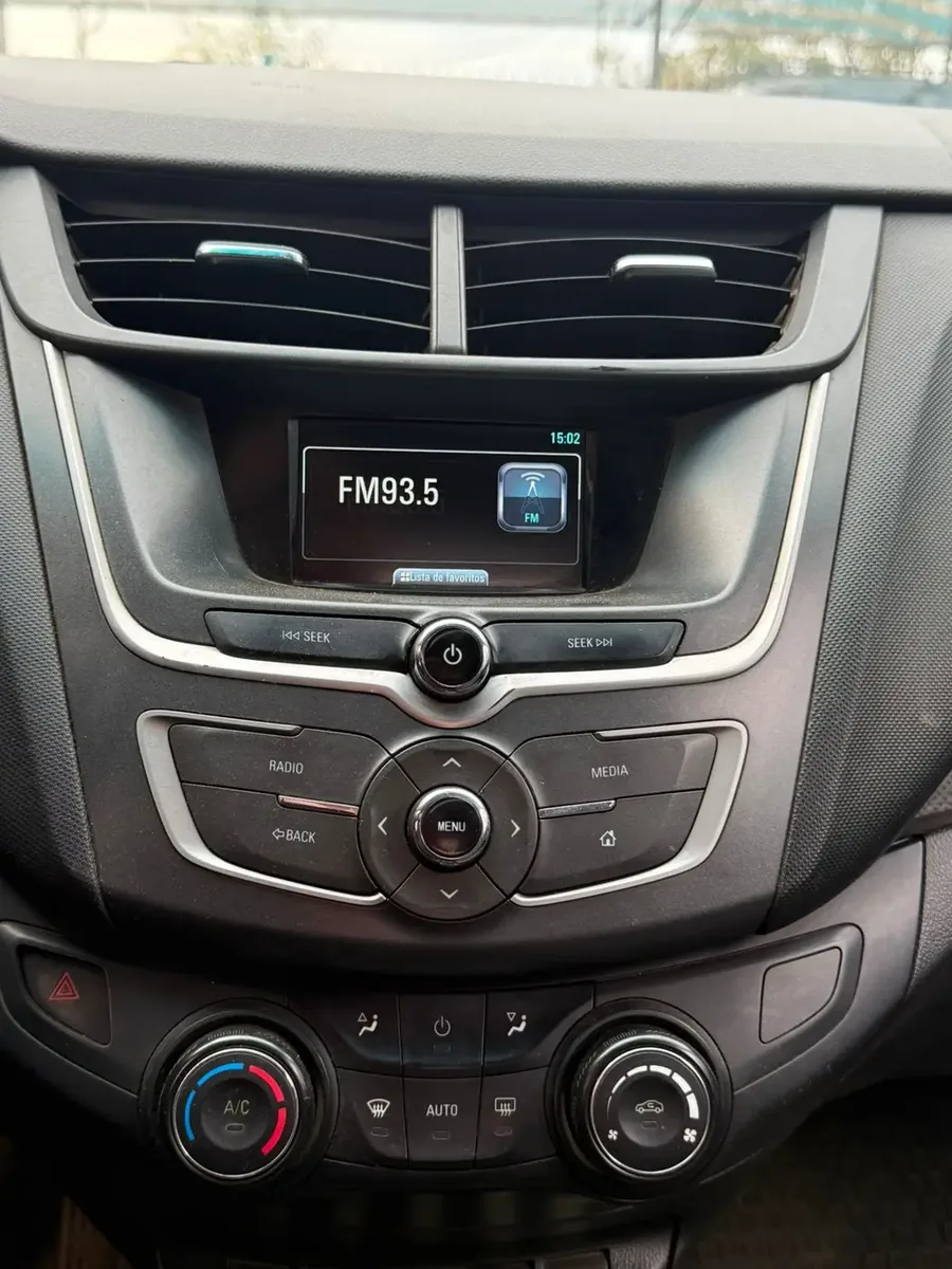 Chevrolet Sail 🏁🚘 2021 — fotografía 7