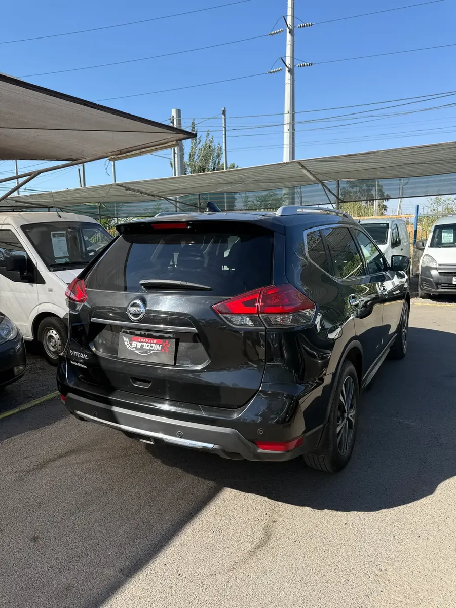 Nissan X-Trail 2021 — fotografía 6