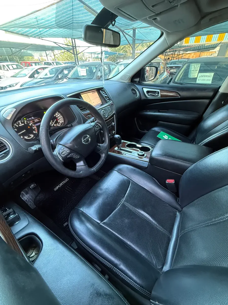 Nissan Pathfinder 2017 — fotografía 7
