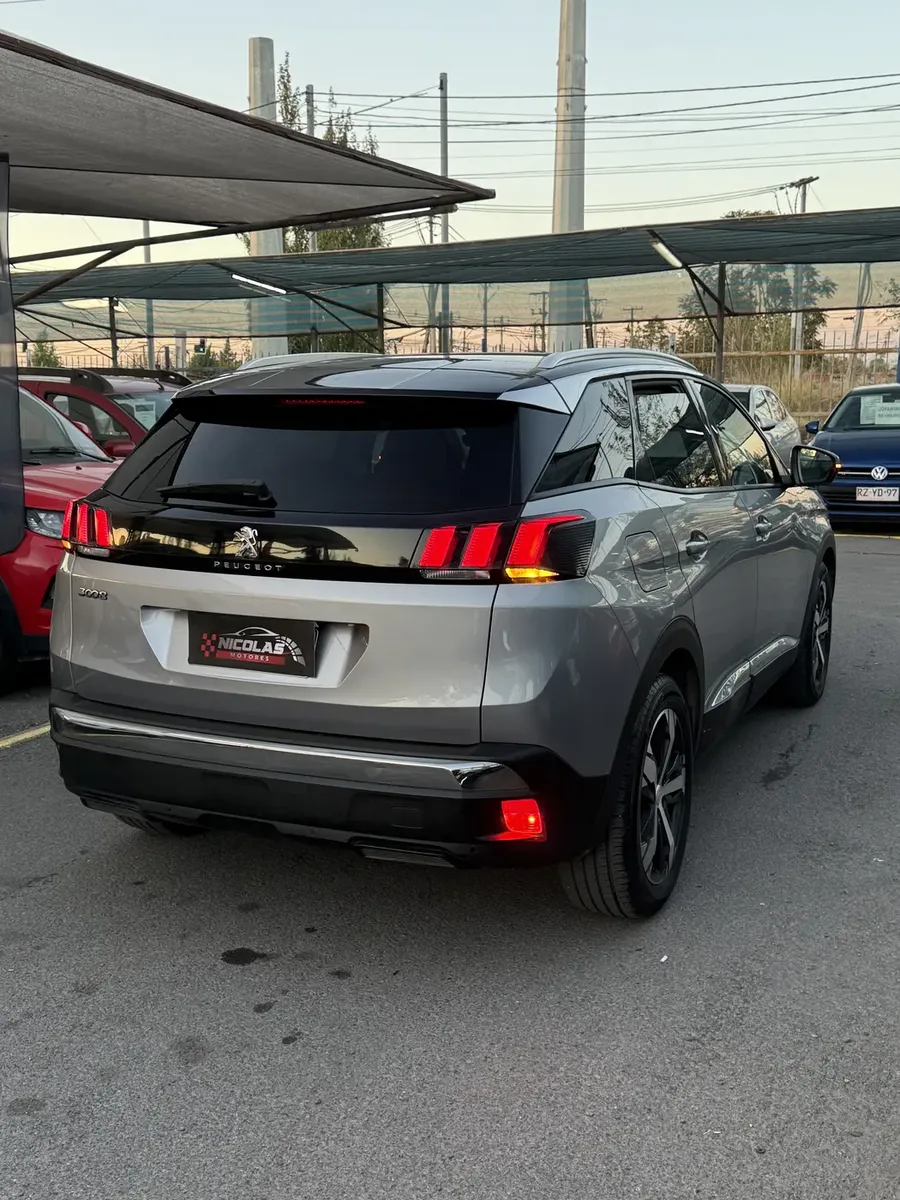 Peugeot 3008 2020 — fotografía 6