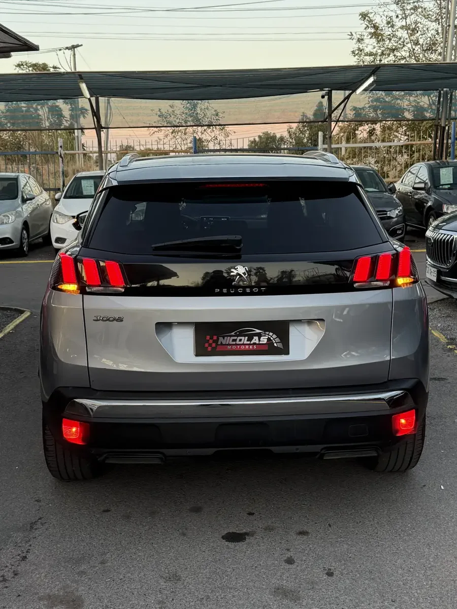 Peugeot 3008 2020 — fotografía 5