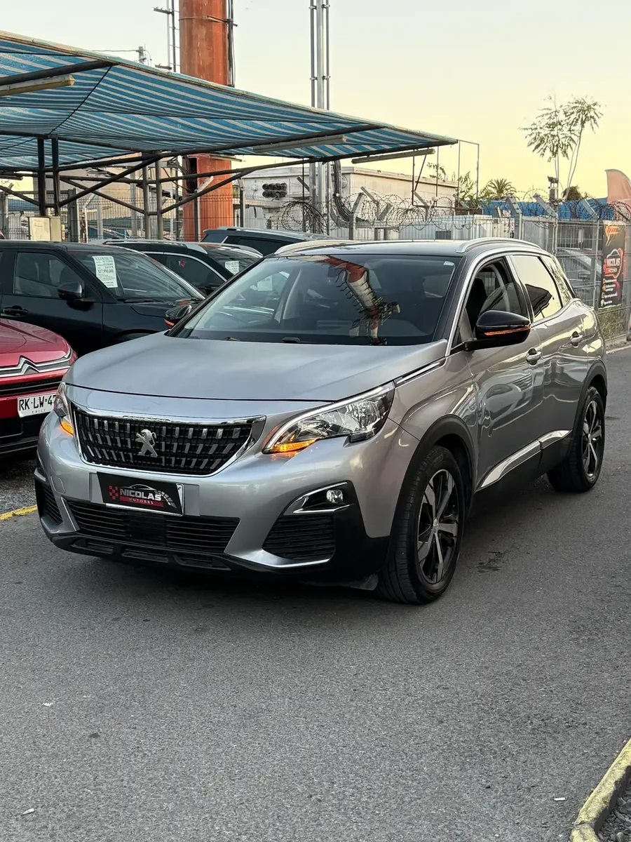Peugeot 3008 2020 — fotografía 1