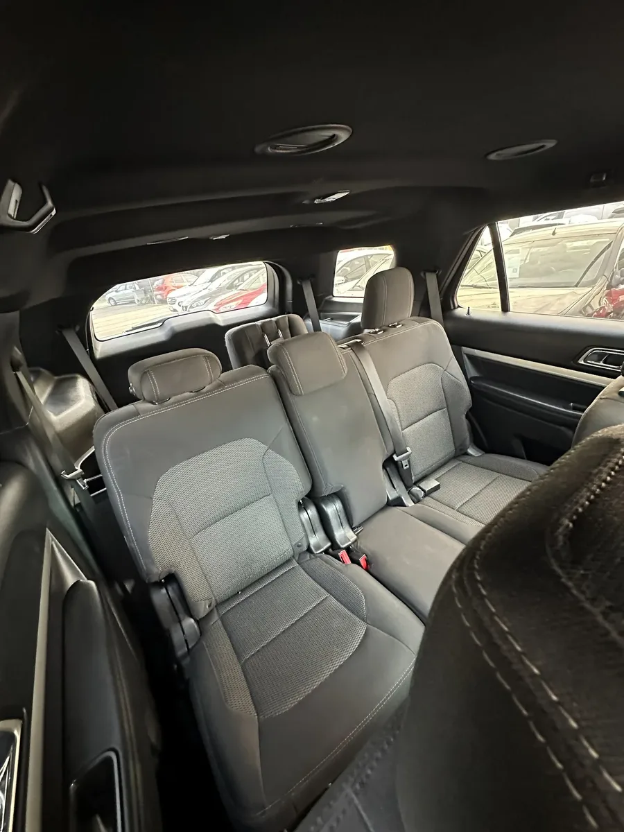 Ford Explorer XLT 2016 — fotografía 9