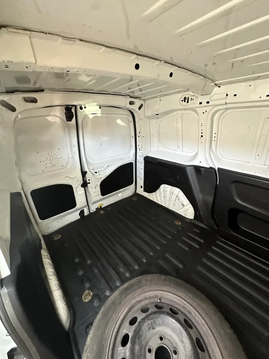 Citroën Berlingo 2021 — fotografía 7