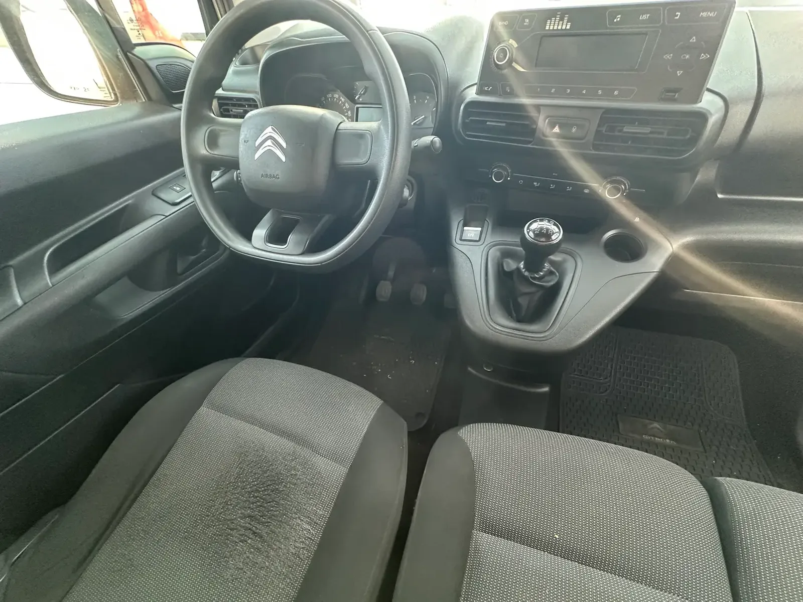 Citroën Berlingo 2021 — fotografía 5