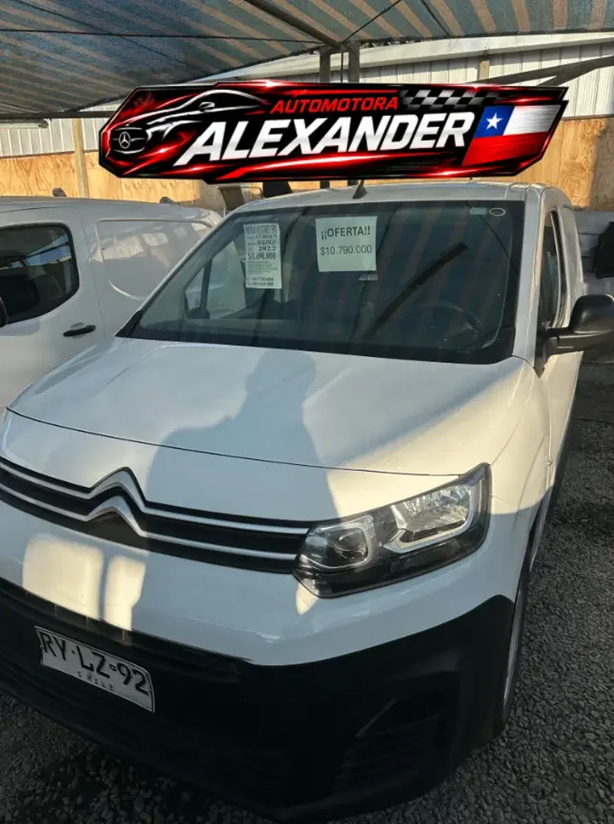 Citroën Berlingo 2021 — fotografía 1