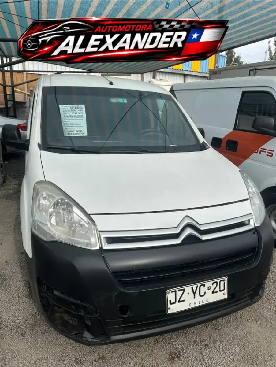 Citroën Berlingo 2019 — fotografía 1