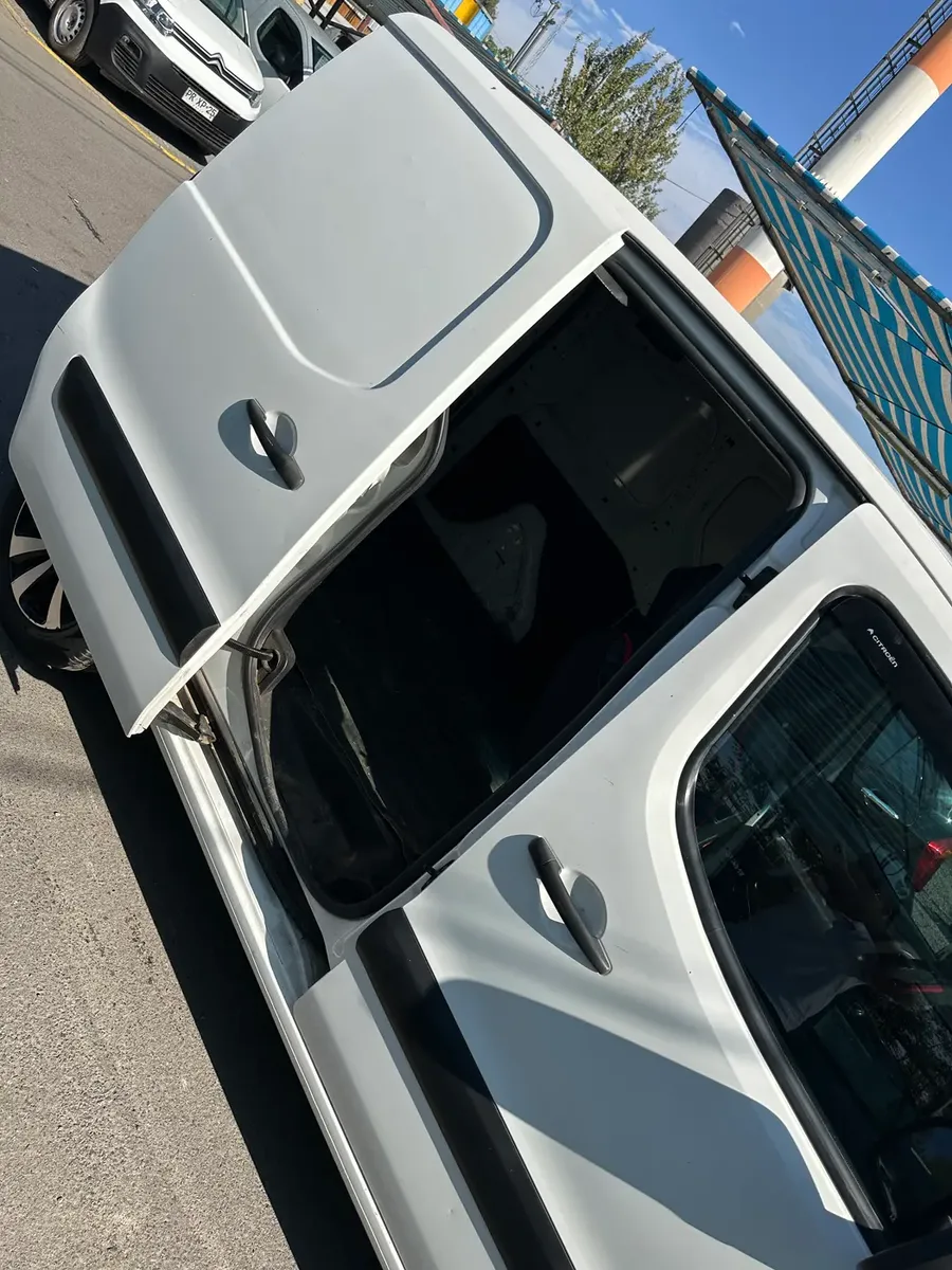Citroën Berlingo 2017 Diésel — fotografía 3