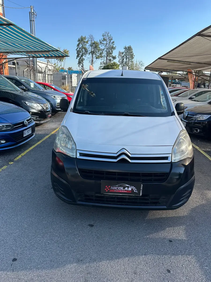 Citroën Berlingo 2017 Diésel — fotografía 8