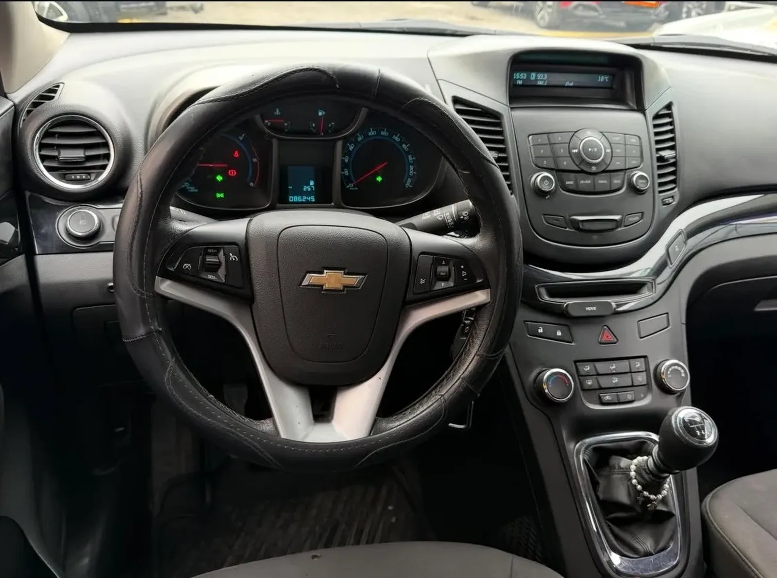 Chevrolet Orlando 2017 — fotografía 8