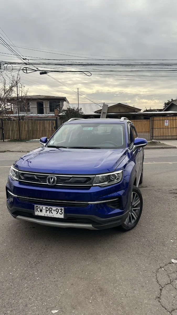 changan CS35 Plus 1.6 Comfort 4x2 MT 5P 2022 — fotografía 1